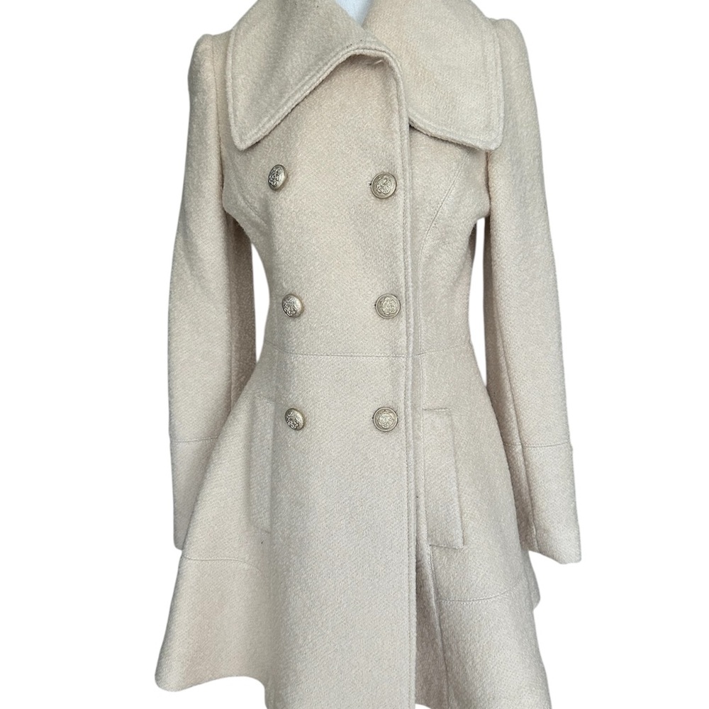 Guess Cream Double-Breasted Flounce Coat
